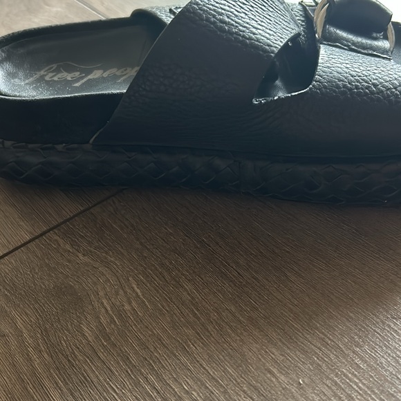 Free People black platform buckle sandal - Picture 2 of 3